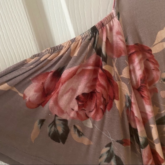 Pink Lily Cold Shoulder Floral Top - Picture 8 of 8